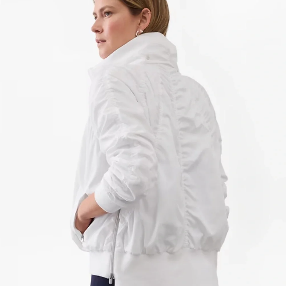 Athleta JetSet Bomber Jacket Windbreaker Athleisure M White - Picture 5 of 7